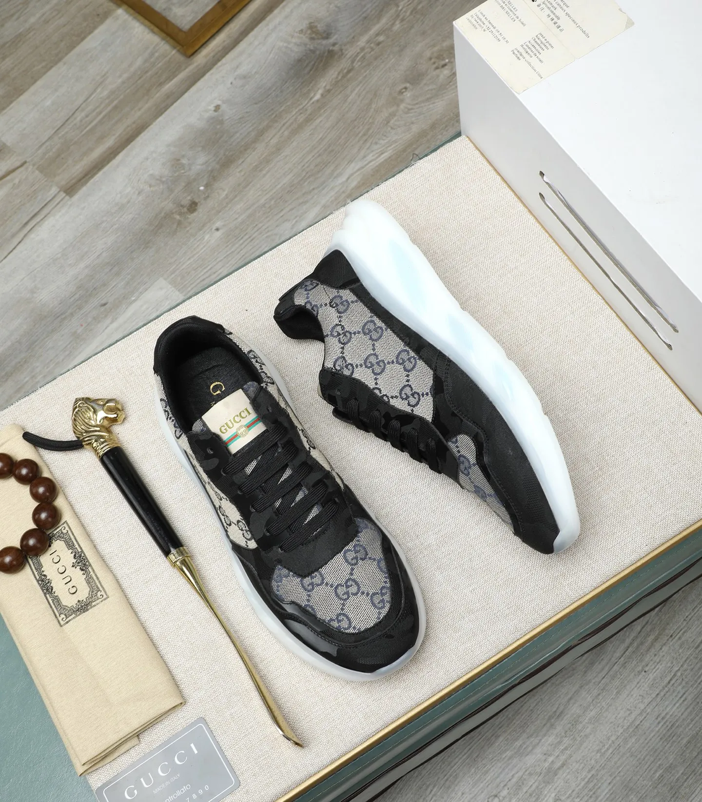 Men's shoes💰440 GUCCI🔍🔍Latest spring style On sale at the same time at the counter, original calfskin imported from Italy, genuine leather lining, (high-end, luxury, and class) exquisite workmanship, soles: original soles specially provided by the original factory, ⚠Exclusive double-layer movable molded soles are super comfortable⚠, real photos🎬The real ones are better🔍🔍"High quality·Follow the order" code number 38-44